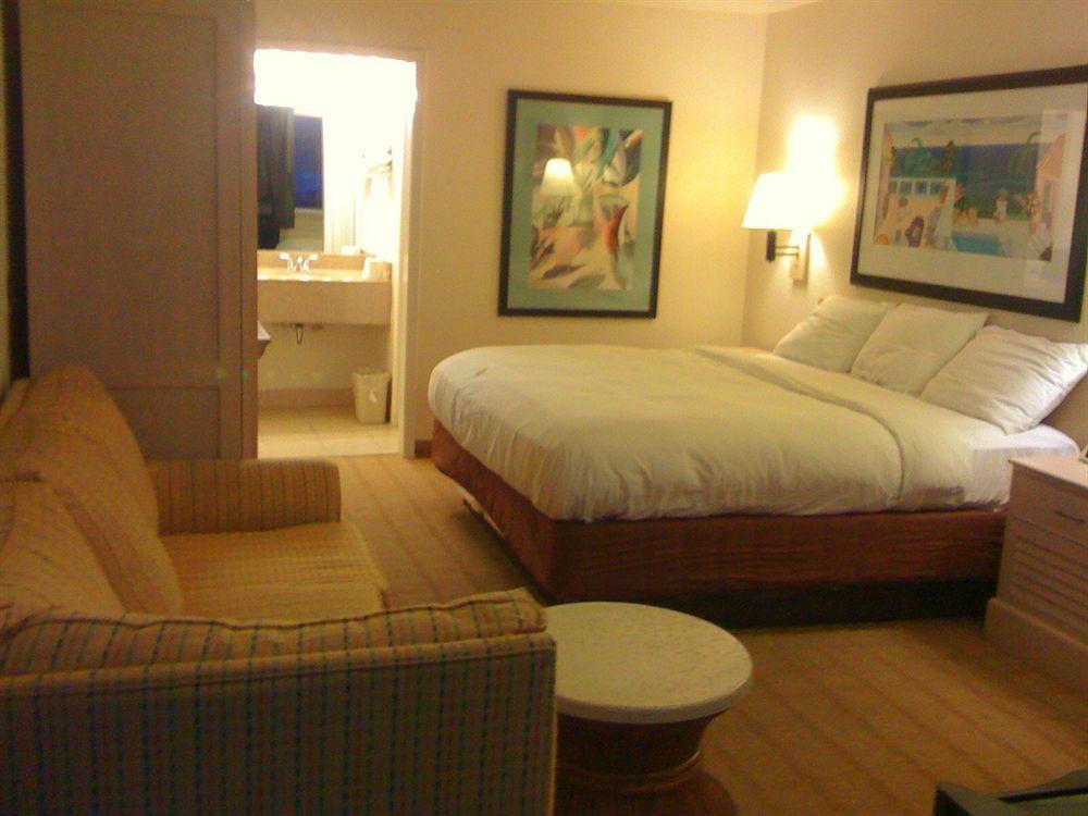 Americas Best Value Inn Hobby Airport Houston Buitenkant foto