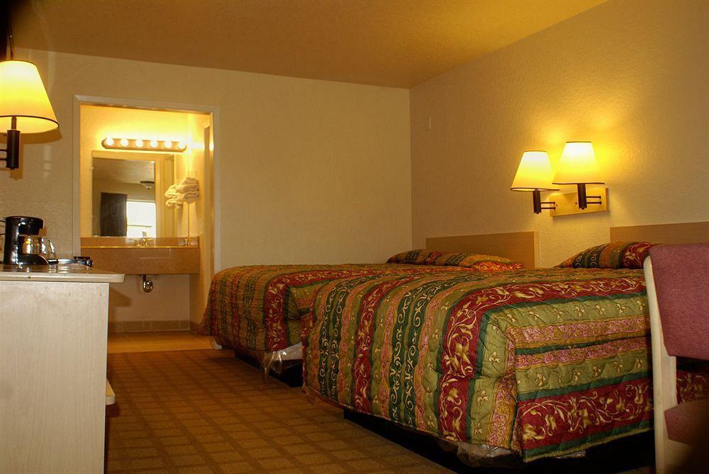 Americas Best Value Inn Hobby Airport Houston Buitenkant foto