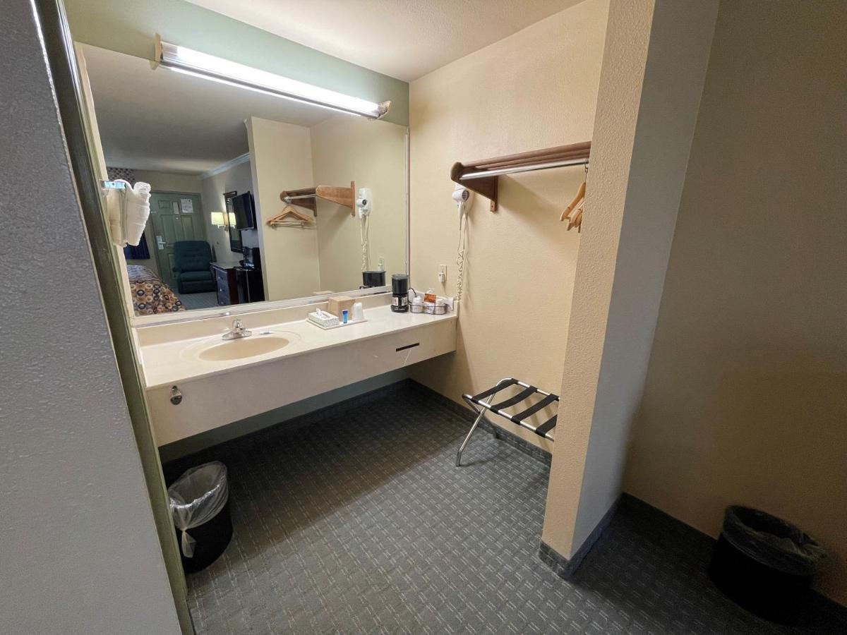 Americas Best Value Inn Hobby Airport Houston Buitenkant foto